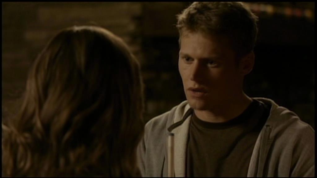 VampireDiariesWorld-dot-org_TVD-S1-UnairedScenes1x02_Captures00052.jpg