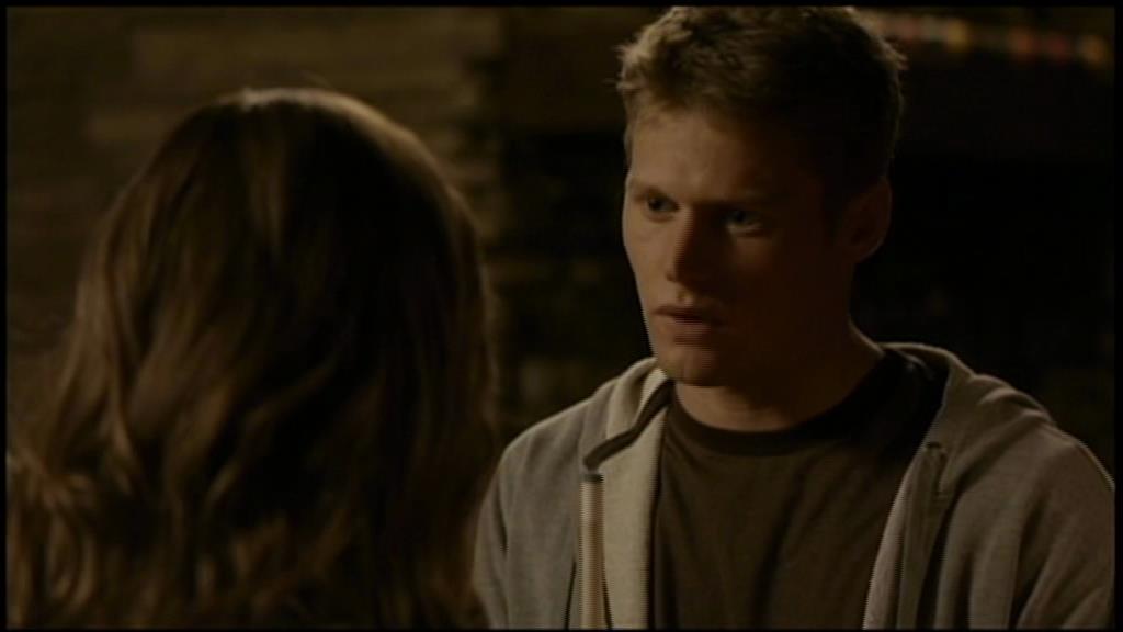VampireDiariesWorld-dot-org_TVD-S1-UnairedScenes1x02_Captures00053.jpg