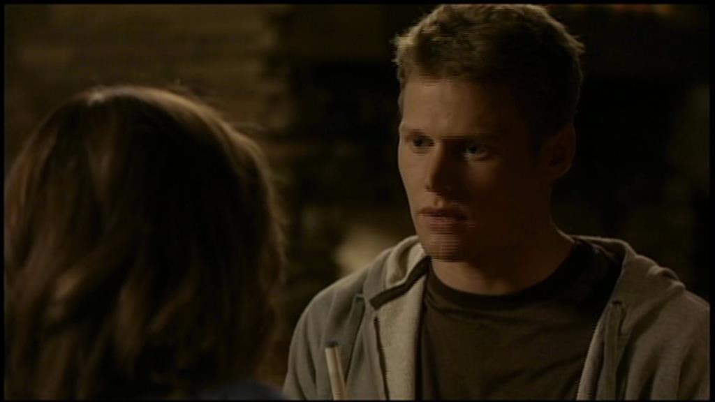 VampireDiariesWorld-dot-org_TVD-S1-UnairedScenes1x02_Captures00063.jpg
