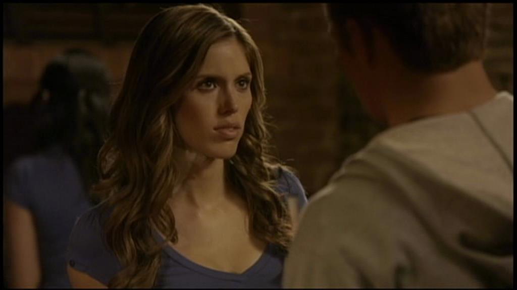 VampireDiariesWorld-dot-org_TVD-S1-UnairedScenes1x02_Captures00067.jpg
