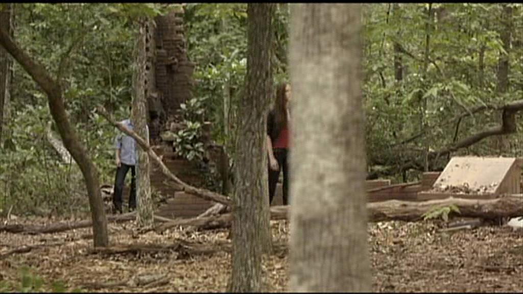 VampireDiariesWorld-dot-org_TVD-S1-UnairedScenes1x05_Captures00012.jpg