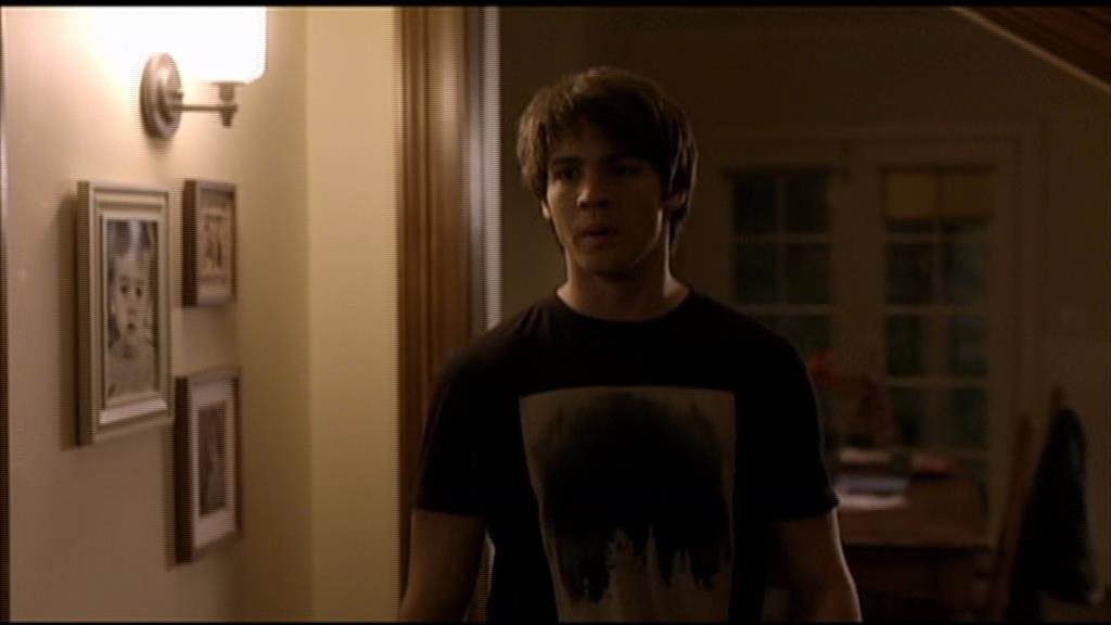VampireDiariesWorld-dot-org_TVD-S1-UnairedScenes1x06_Captures00010.jpg