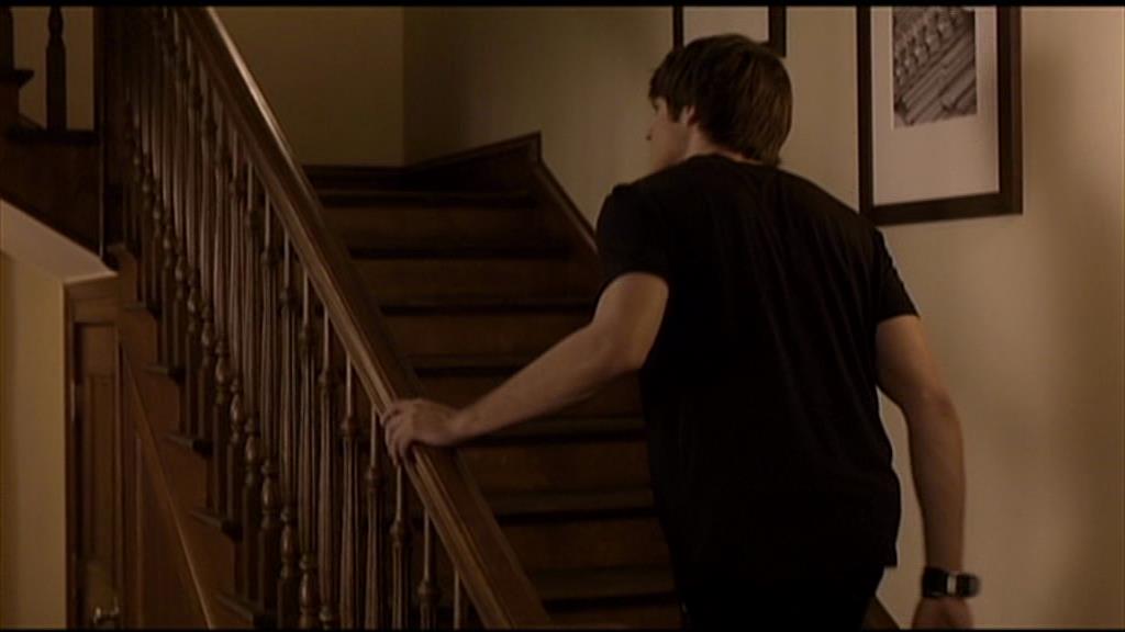 VampireDiariesWorld-dot-org_TVD-S1-UnairedScenes1x06_Captures00089.jpg