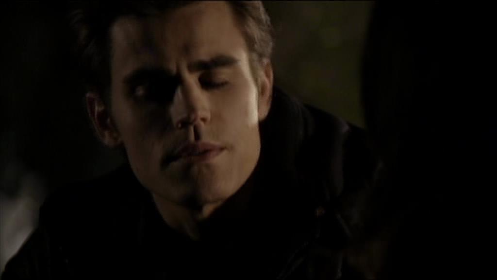 VampireDiariesWorld-dot-org_TVD-S1-UnairedScenes1x10_Captures00169.jpg