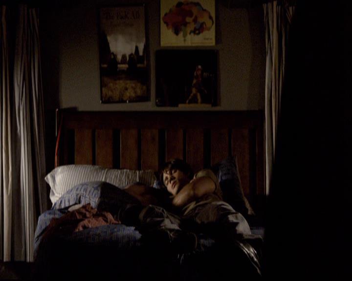 VampireDiariesWorld-dot-org_2x01TheReturn0025.jpg