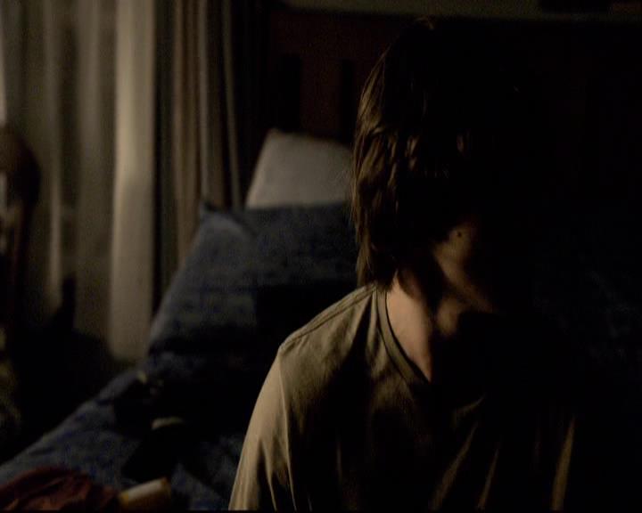 VampireDiariesWorld-dot-org_2x01TheReturn0176.jpg