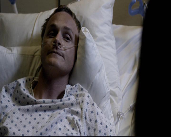 VampireDiariesWorld-dot-org_2x01TheReturn0808.jpg