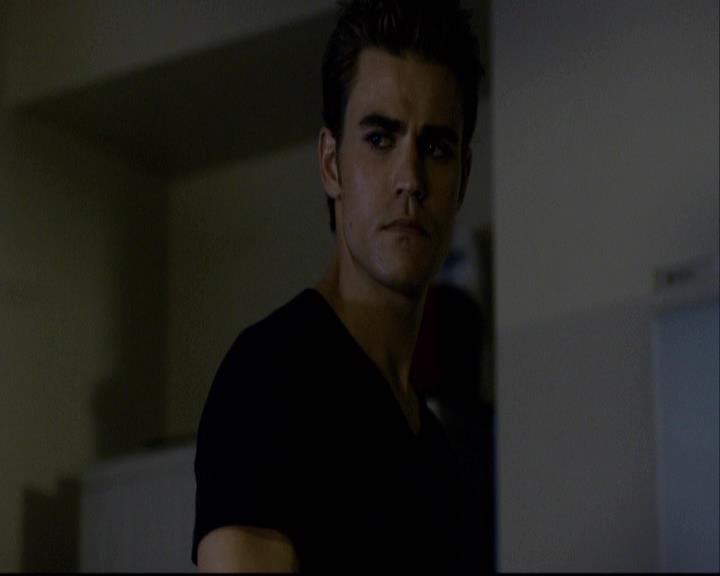 VampireDiariesWorld-dot-org_2x01TheReturn0831.jpg