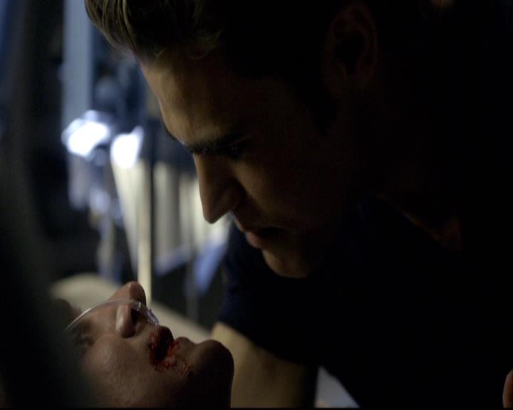 VampireDiariesWorld-dot-org_2x01TheReturn0851.jpg