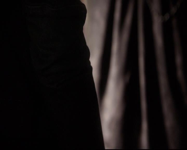 VampireDiariesWorld-dot-org_2x01TheReturn1042.jpg