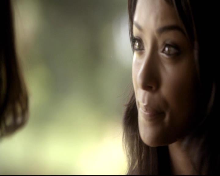 VampireDiariesWorld-dot-org_2x01TheReturn1045.jpg