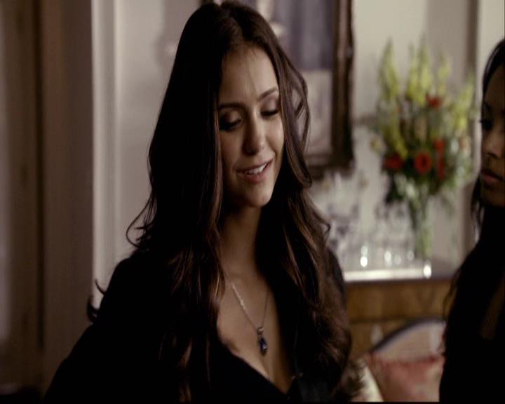 VampireDiariesWorld-dot-org_2x01TheReturn1094.jpg