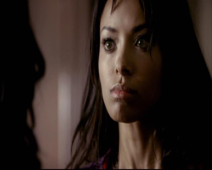VampireDiariesWorld-dot-org_2x01TheReturn1102.jpg