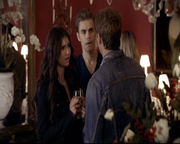 VampireDiariesWorld-dot-org_2x01TheReturn1158.jpg