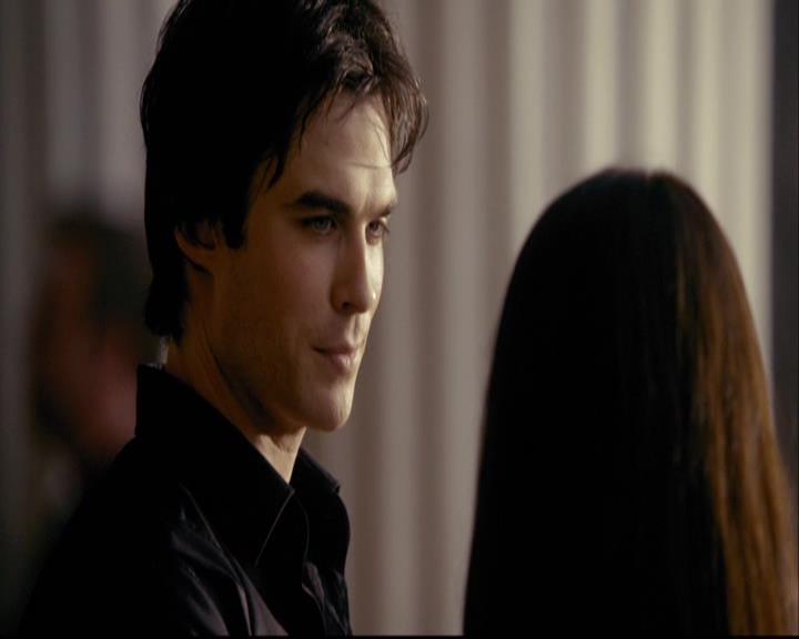 VampireDiariesWorld-dot-org_2x01TheReturn1279.jpg