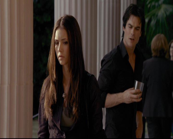 VampireDiariesWorld-dot-org_2x01TheReturn1286.jpg