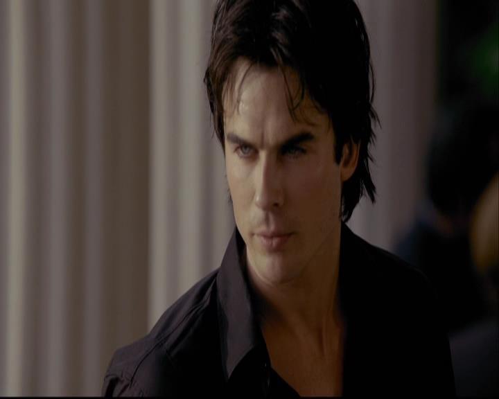VampireDiariesWorld-dot-org_2x01TheReturn1289.jpg