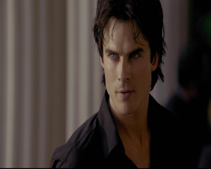 VampireDiariesWorld-dot-org_2x01TheReturn1290.jpg