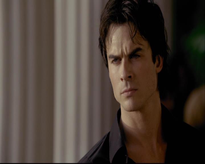 VampireDiariesWorld-dot-org_2x01TheReturn1300.jpg