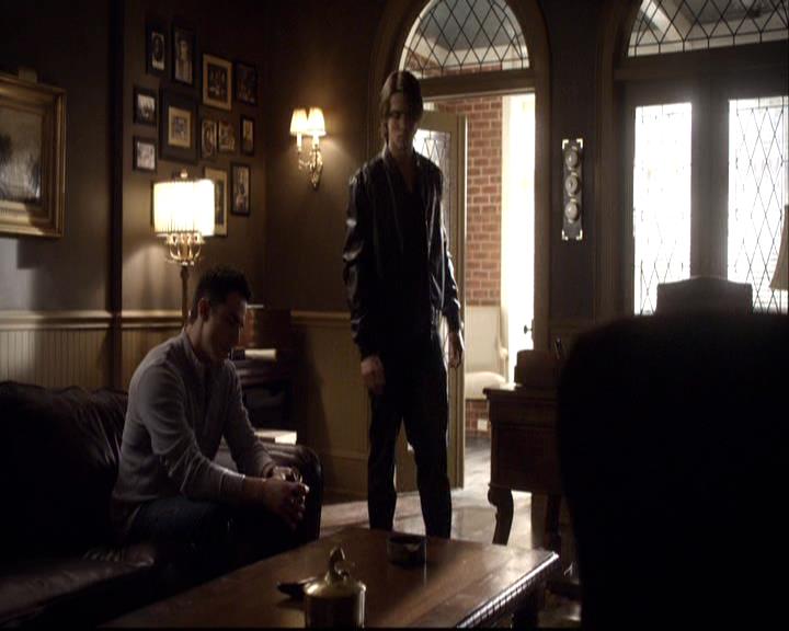 VampireDiariesWorld-dot-org_2x01TheReturn1315.jpg