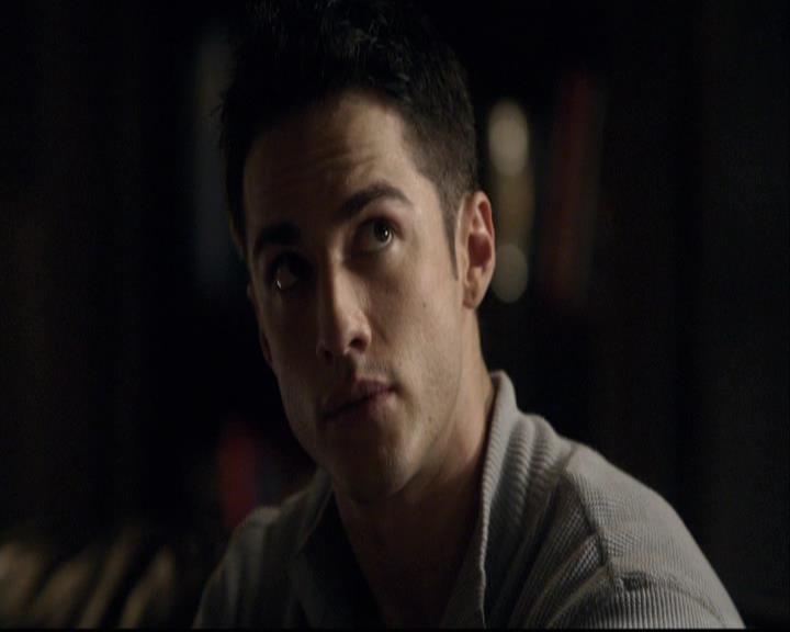 VampireDiariesWorld-dot-org_2x01TheReturn1322.jpg
