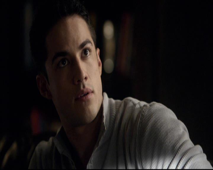 VampireDiariesWorld-dot-org_2x01TheReturn1384.jpg