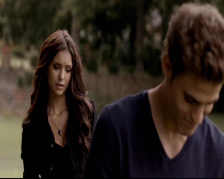 VampireDiariesWorld-dot-org_2x01TheReturn1429.jpg