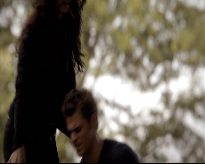 VampireDiariesWorld-dot-org_2x01TheReturn1489.jpg