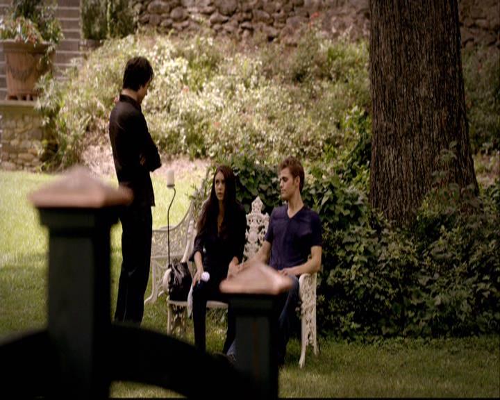 VampireDiariesWorld-dot-org_2x01TheReturn1535.jpg