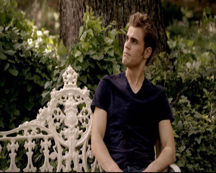 VampireDiariesWorld-dot-org_2x01TheReturn1548.jpg