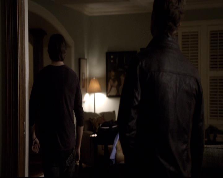 VampireDiariesWorld-dot-org_2x01TheReturn1628.jpg