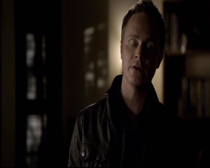 VampireDiariesWorld-dot-org_2x01TheReturn1633.jpg