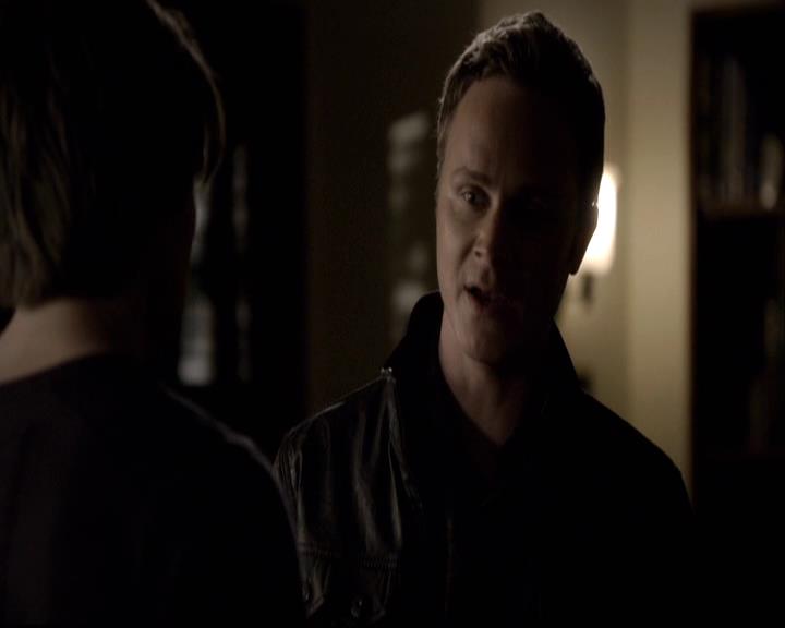 VampireDiariesWorld-dot-org_2x01TheReturn1636.jpg