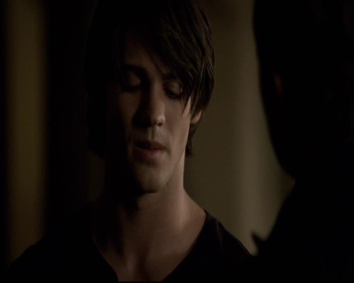 VampireDiariesWorld-dot-org_2x01TheReturn1641.jpg