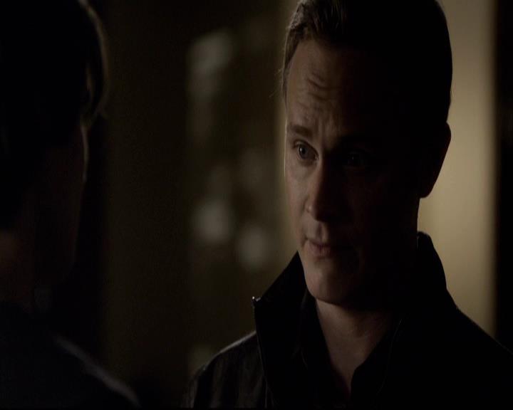 VampireDiariesWorld-dot-org_2x01TheReturn1647.jpg