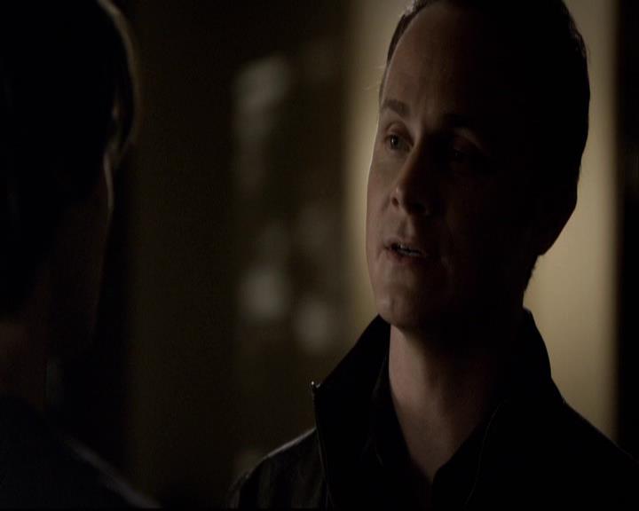 VampireDiariesWorld-dot-org_2x01TheReturn1665.jpg