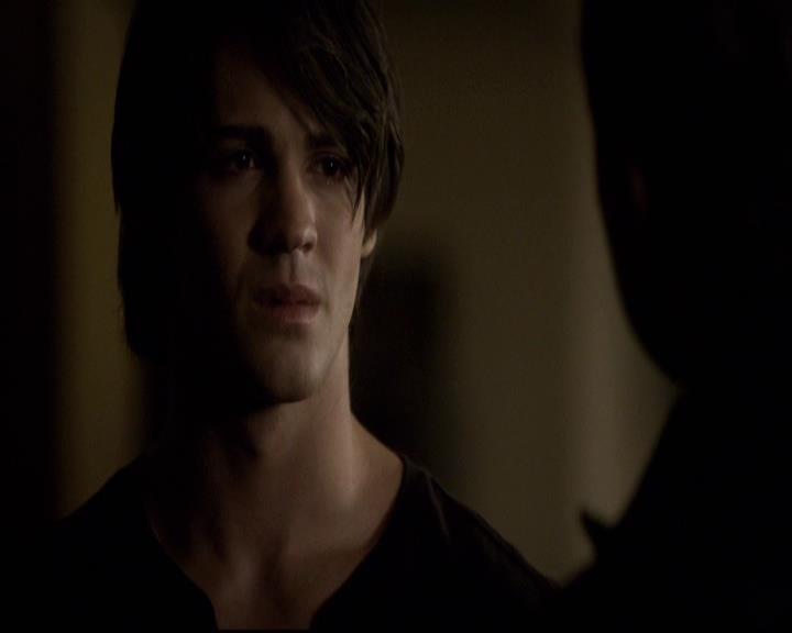 VampireDiariesWorld-dot-org_2x01TheReturn1671.jpg