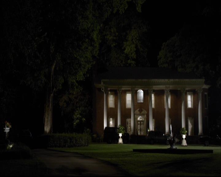 VampireDiariesWorld-dot-org_2x01TheReturn1685.jpg