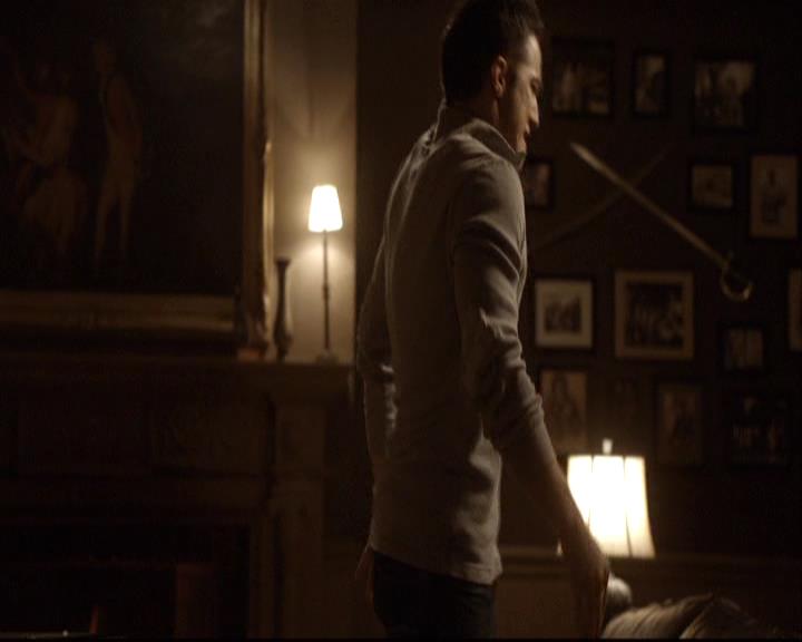 VampireDiariesWorld-dot-org_2x01TheReturn1705.jpg