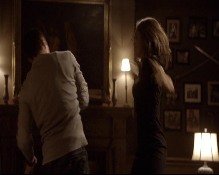 VampireDiariesWorld-dot-org_2x01TheReturn1711.jpg