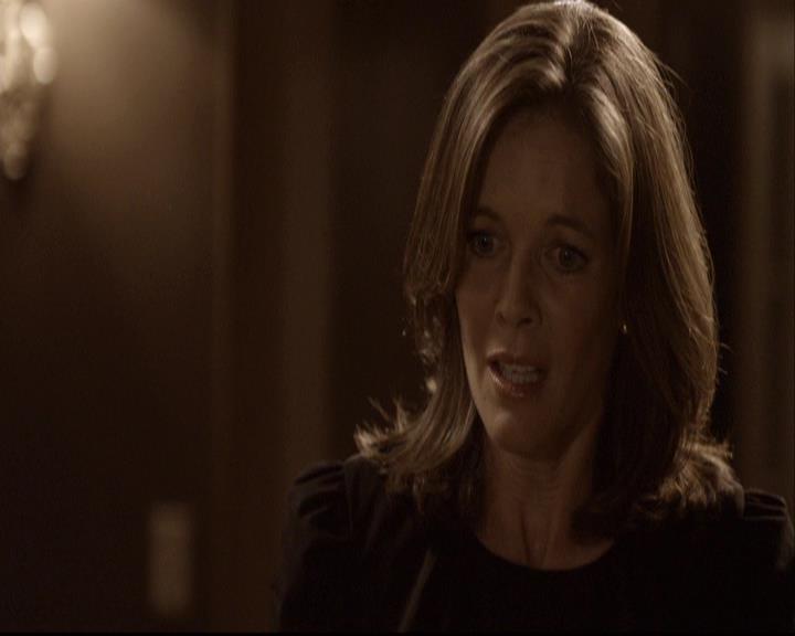 VampireDiariesWorld-dot-org_2x01TheReturn1728.jpg