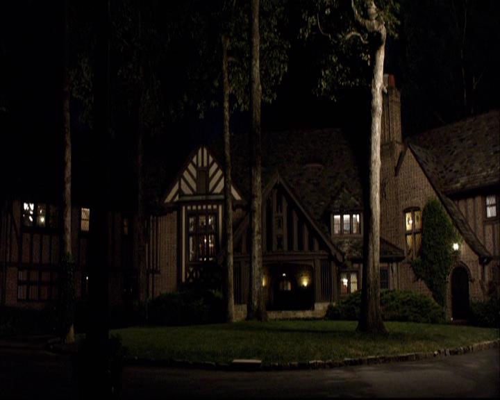 VampireDiariesWorld-dot-org_2x01TheReturn1734.jpg
