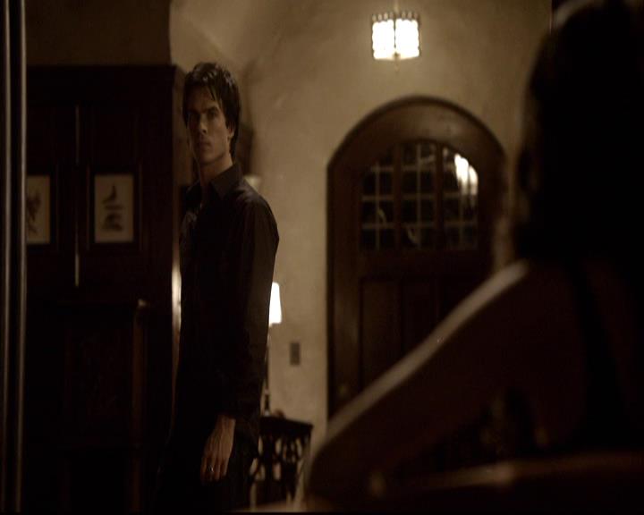 VampireDiariesWorld-dot-org_2x01TheReturn1758.jpg