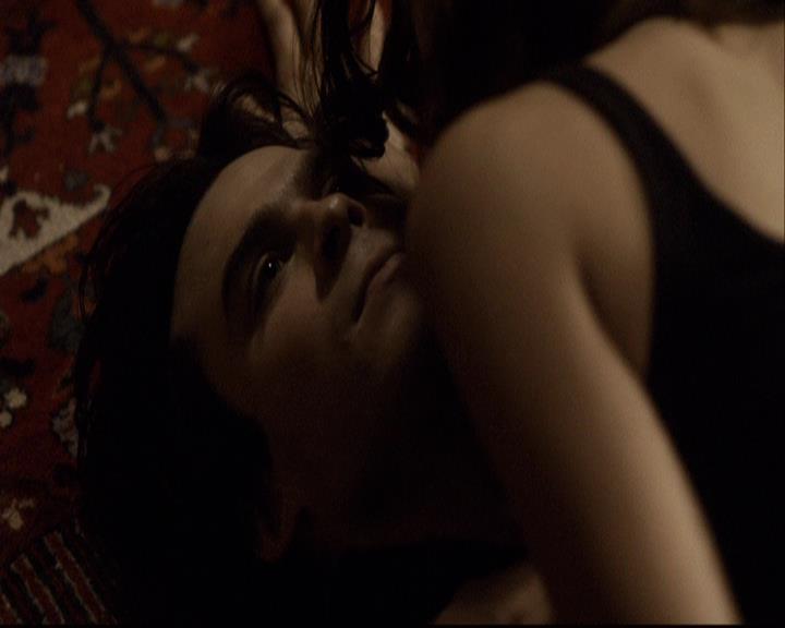 VampireDiariesWorld-dot-org_2x01TheReturn1800.jpg