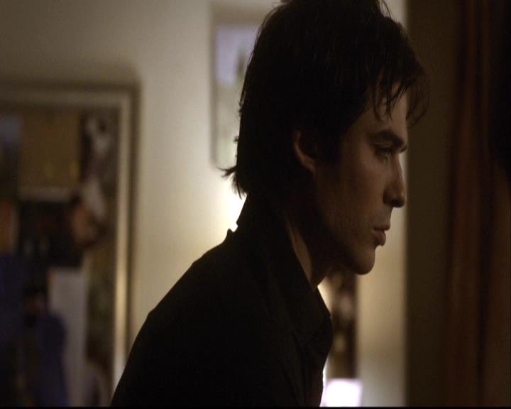 VampireDiariesWorld-dot-org_2x01TheReturn1929.jpg