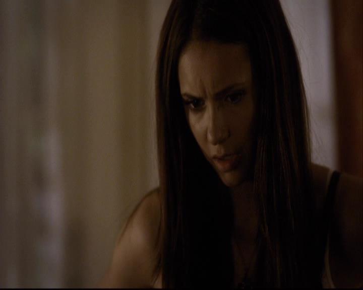 VampireDiariesWorld-dot-org_2x01TheReturn1944.jpg