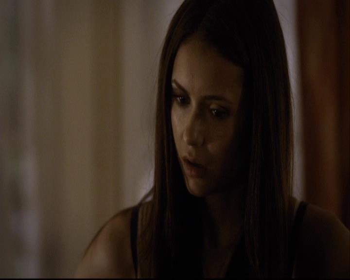 VampireDiariesWorld-dot-org_2x01TheReturn1966.jpg