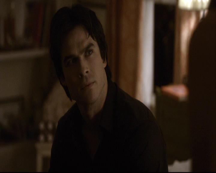 VampireDiariesWorld-dot-org_2x01TheReturn1971.jpg