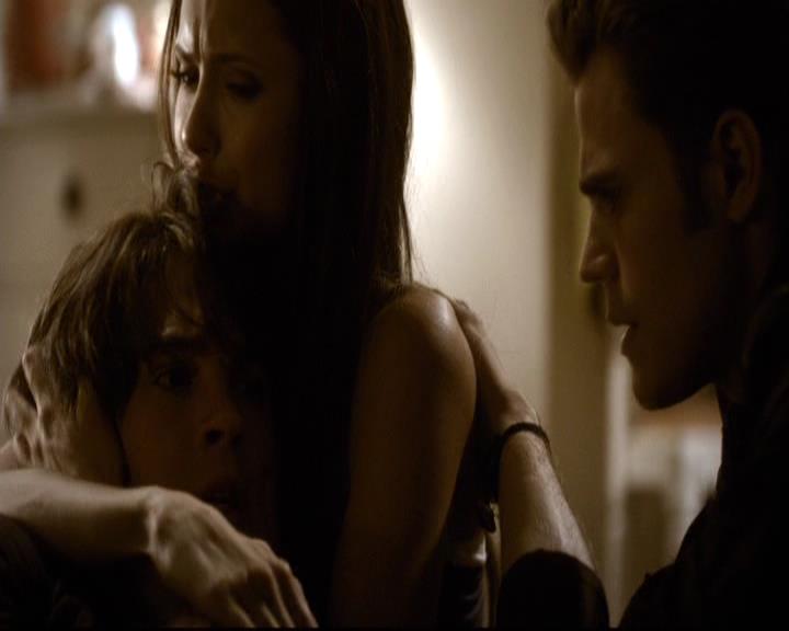 VampireDiariesWorld-dot-org_2x01TheReturn2153.jpg