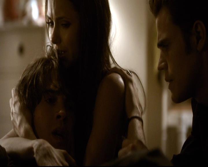 VampireDiariesWorld-dot-org_2x01TheReturn2154.jpg